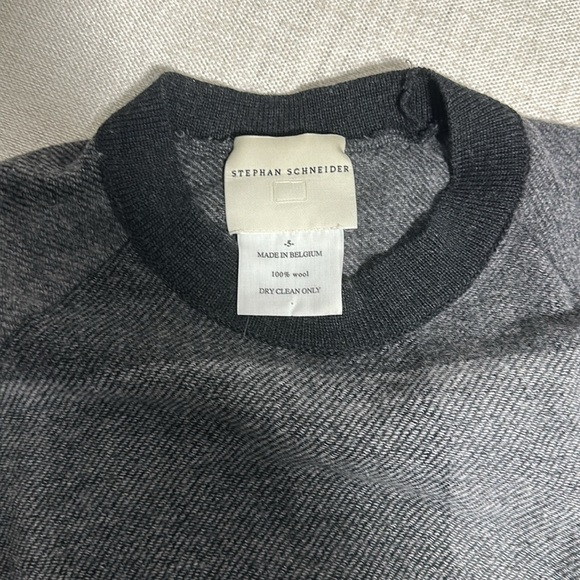 Stephan Schneider sweater - Picture 2 of 3